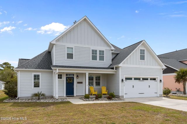 213 Bogue Carrier Court, Newport, NC 28570