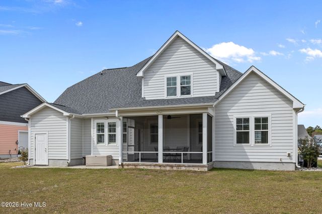 213 Bogue Carrier Court, Newport, NC 28570