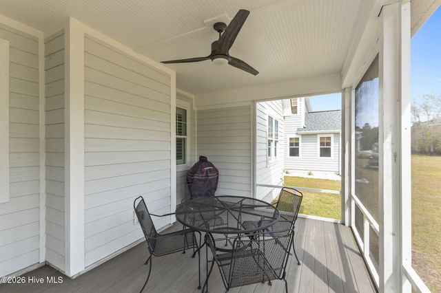 213 Bogue Carrier Court, Newport, NC 28570