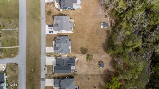 213 Bogue Carrier Court, Newport, NC 28570