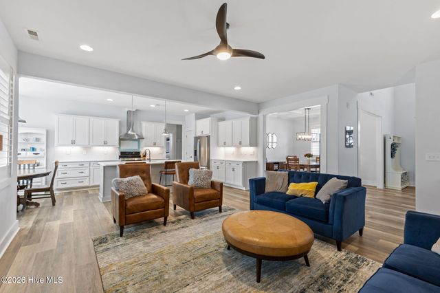 213 Bogue Carrier Court, Newport, NC 28570