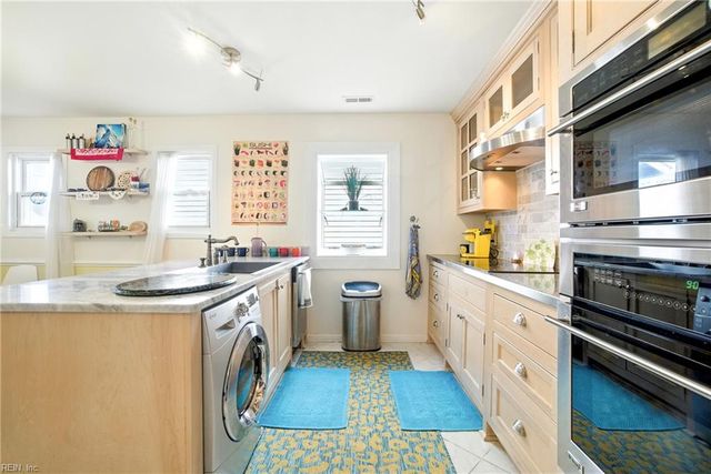 600 W Ocean View AVE #C, Norfolk, VA 23503