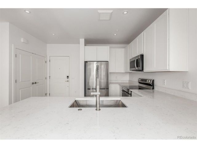 1634 N Sheridan Blvd B-102, Denver, CO 80204