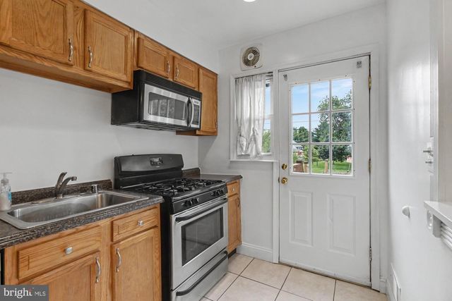 8218 KAVANAGH RD, Dundalk, MD 21222