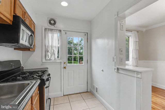 8218 KAVANAGH RD, Dundalk, MD 21222