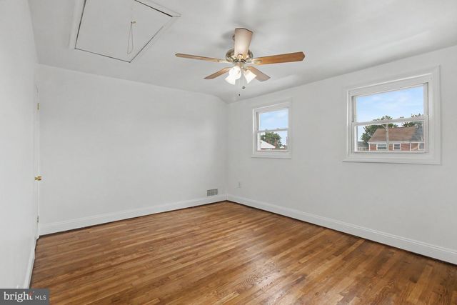 8218 KAVANAGH RD, Dundalk, MD 21222