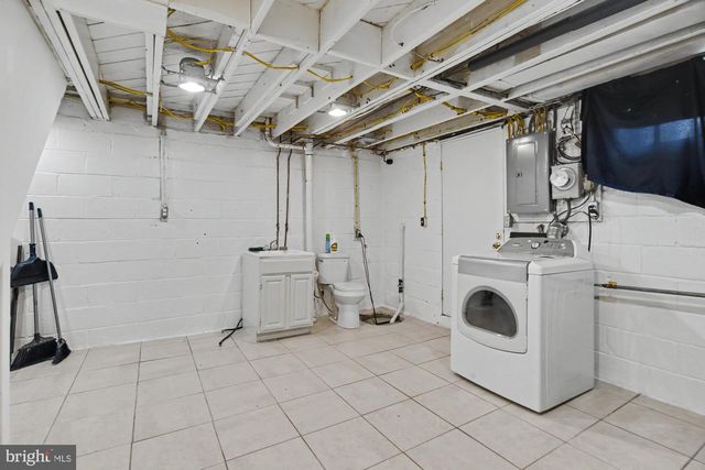 8218 KAVANAGH RD, Dundalk, MD 21222