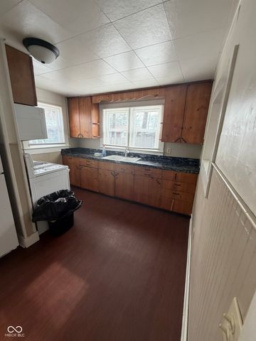 329 Avon Avenue, Plainfield, IN 46168