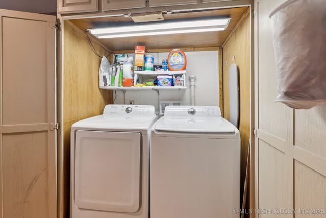 2204 S Oswego Place, Tulsa, OK 74114