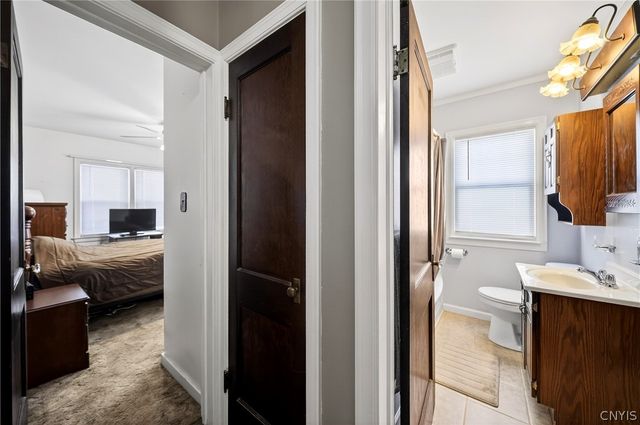 419 Darlington Road East, Salina, NY 13208