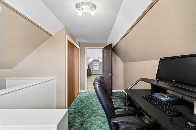 419 Darlington Road East, Salina, NY 13208