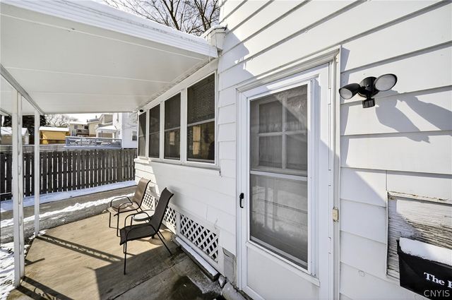 419 Darlington Road East, Salina, NY 13208