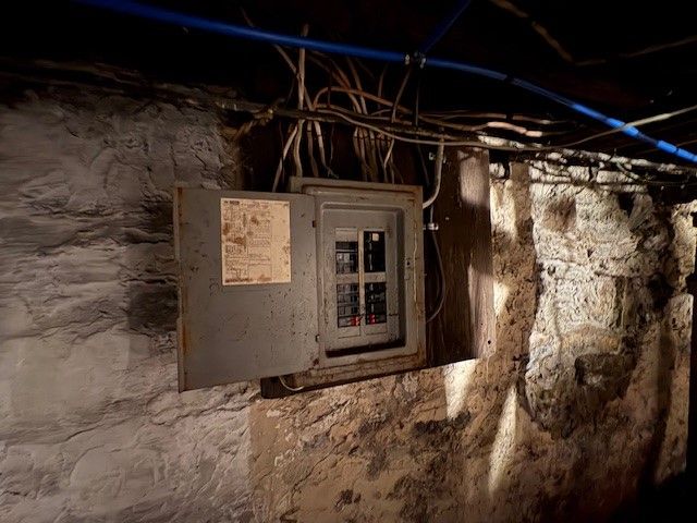 36 Sterling Street, Rochester, NY 14606