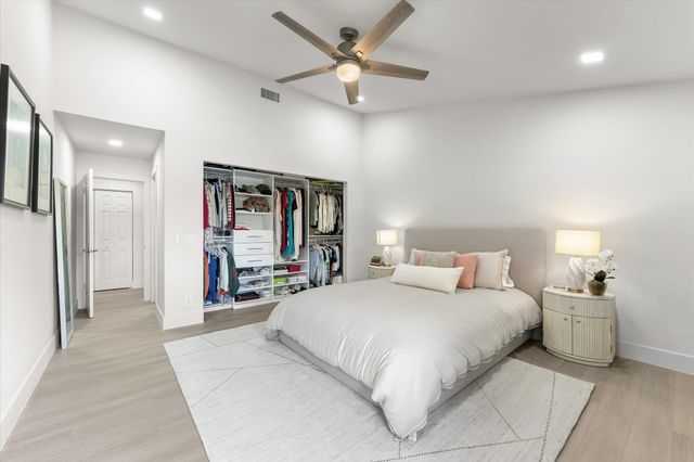 5521 Coach House Circle G, Boca Raton, FL 33486