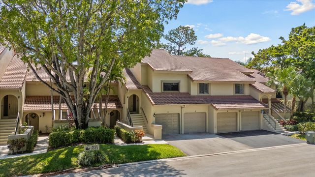 5521 Coach House Circle G, Boca Raton, FL 33486