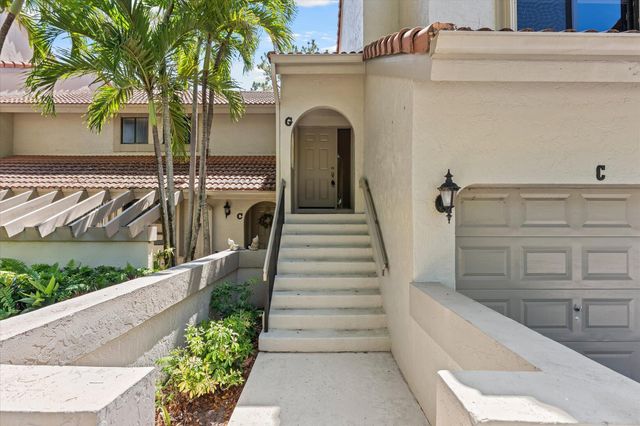 5521 Coach House Circle G, Boca Raton, FL 33486