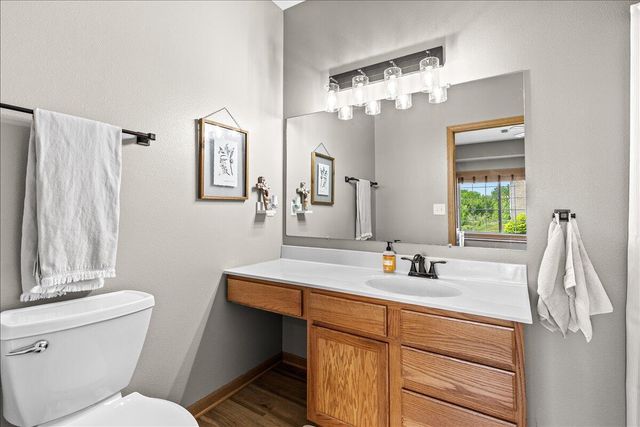 6924 S Rolling Meadows COURT, Oak Creek, WI 53154
