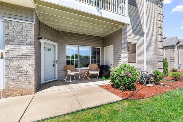 6924 S Rolling Meadows COURT, Oak Creek, WI 53154