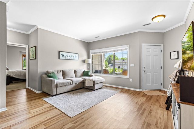 6924 S Rolling Meadows COURT, Oak Creek, WI 53154