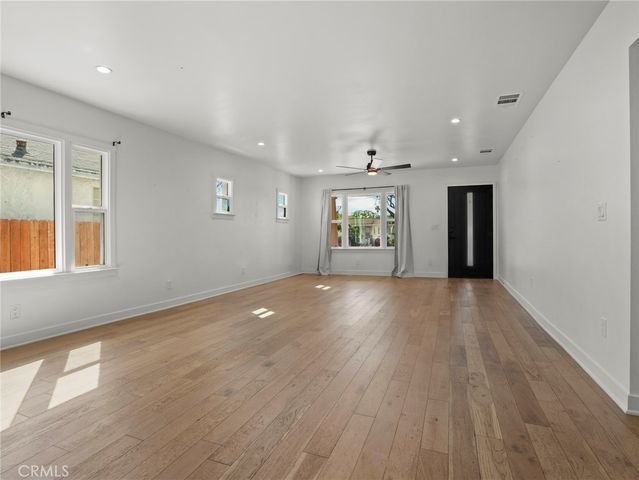 2342 S Cochran, Los Angeles, CA 90016