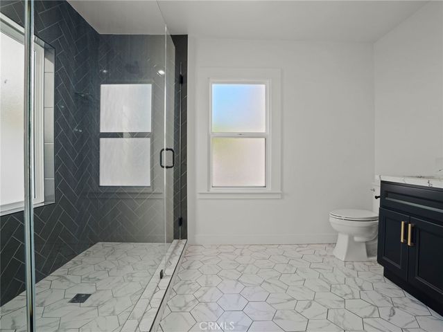 2342 S Cochran, Los Angeles, CA 90016
