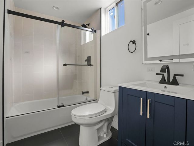2342 S Cochran, Los Angeles, CA 90016