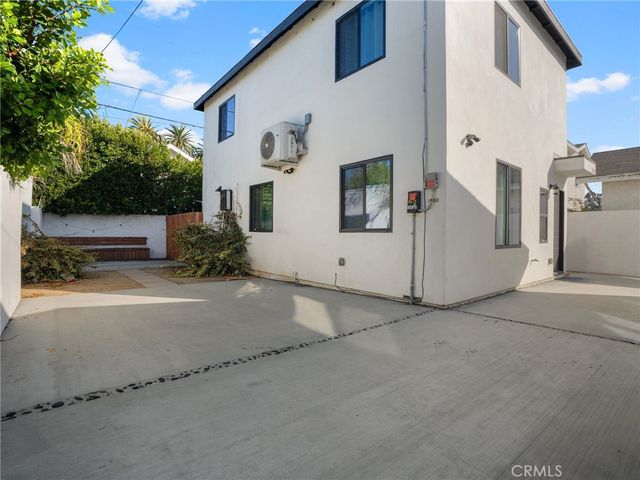 2342 S Cochran, Los Angeles, CA 90016