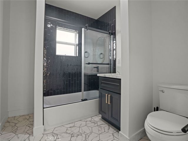 2342 S Cochran, Los Angeles, CA 90016