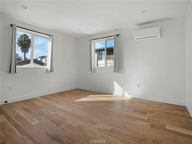 2342 S Cochran, Los Angeles, CA 90016