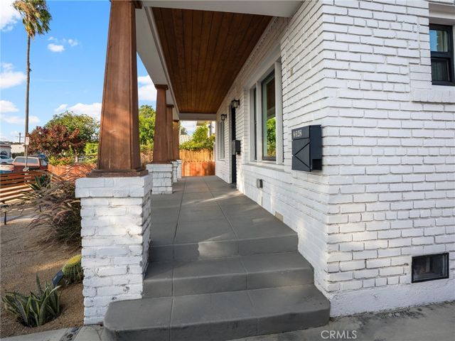 2342 S Cochran, Los Angeles, CA 90016