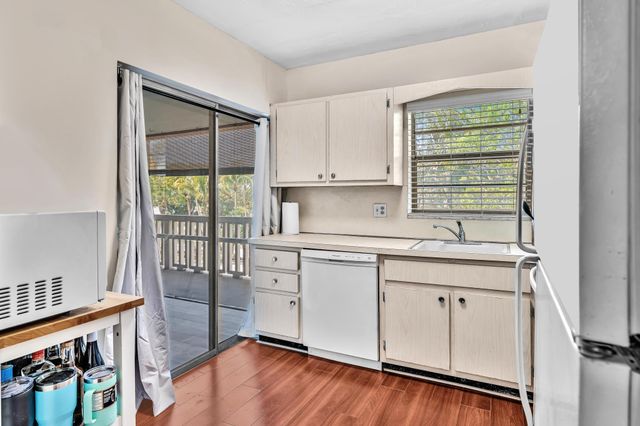100 Royal Palm Way 303, Boca Raton, FL 33432