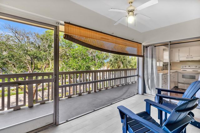 100 Royal Palm Way 303, Boca Raton, FL 33432