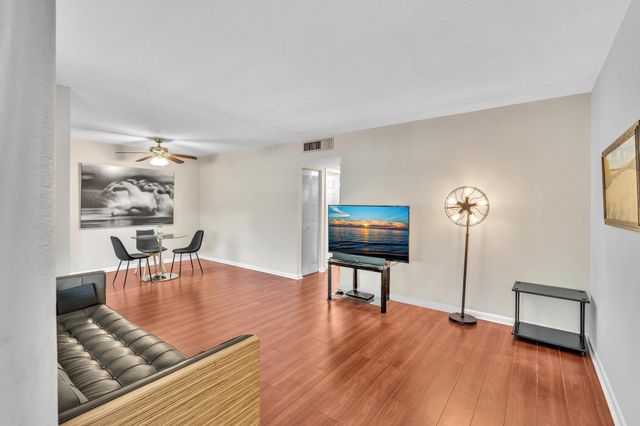 100 Royal Palm Way 303, Boca Raton, FL 33432