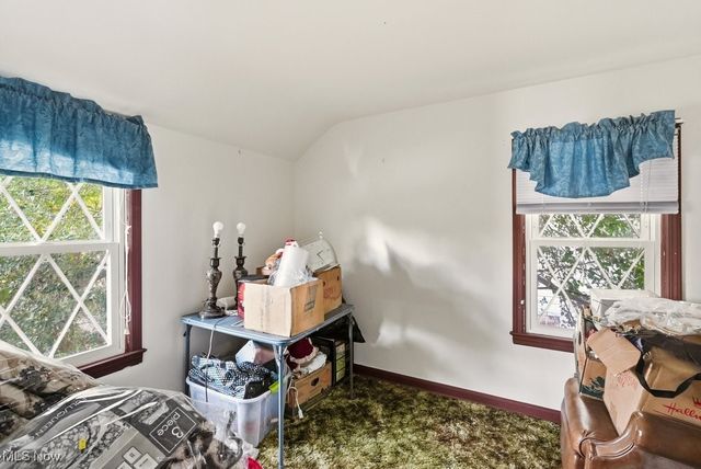 229 Hayes Avenue, Cuyahoga Falls, OH 44221