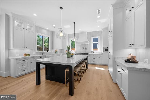 6547 ORLAND ST, Falls Church, VA 22043