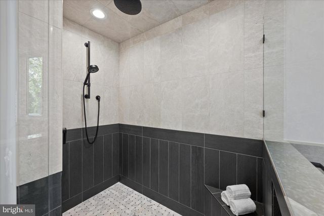 6547 ORLAND ST, Falls Church, VA 22043