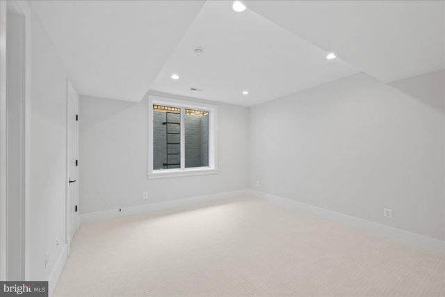 6547 ORLAND ST, Falls Church, VA 22043