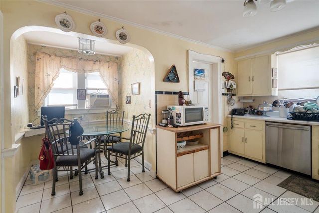 905 Stelle Avenue, Plainfield, NJ 07060