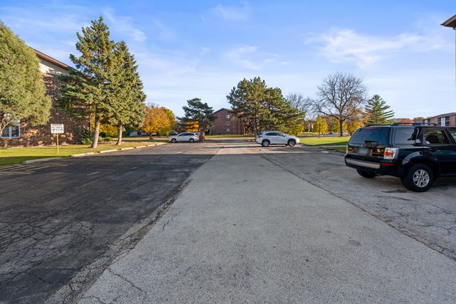 15308 Treetop Drive 3A, Orland Park, IL 60462