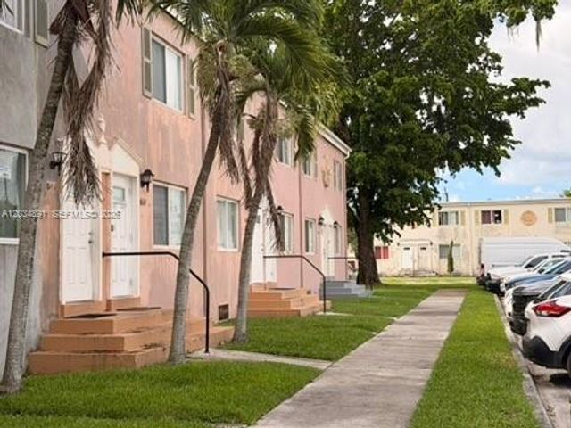 8447 NW 4th Ave 8447, Miami, FL 33150