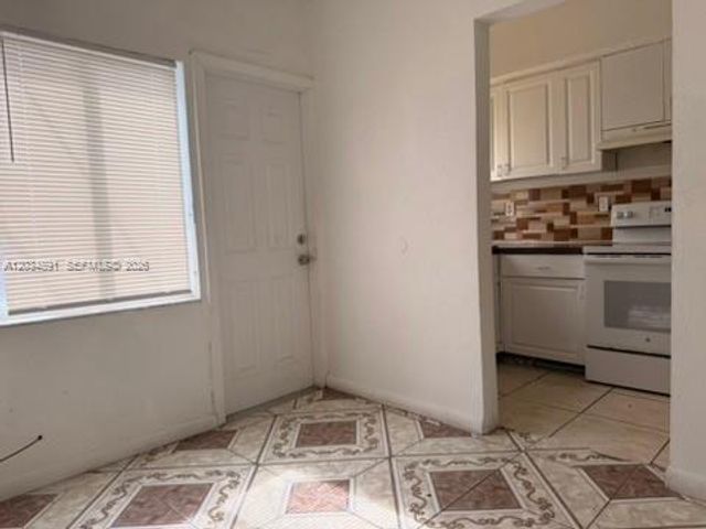 8447 NW 4th Ave 8447, Miami, FL 33150