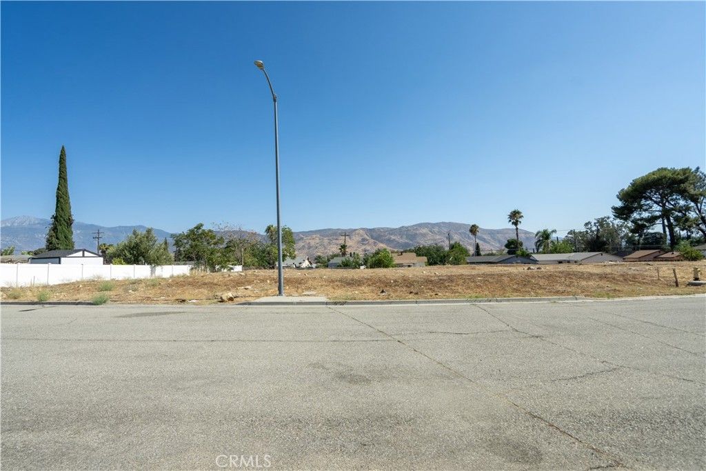 Image 33 of property listing at 0 King, Banning, CA 92220