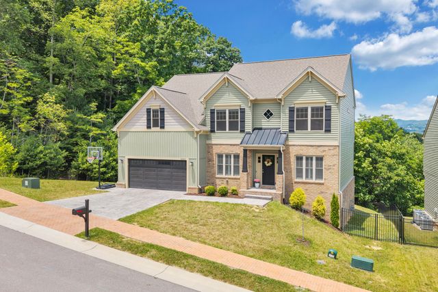 6880 Linn Cove CT, Roanoke, VA 24018