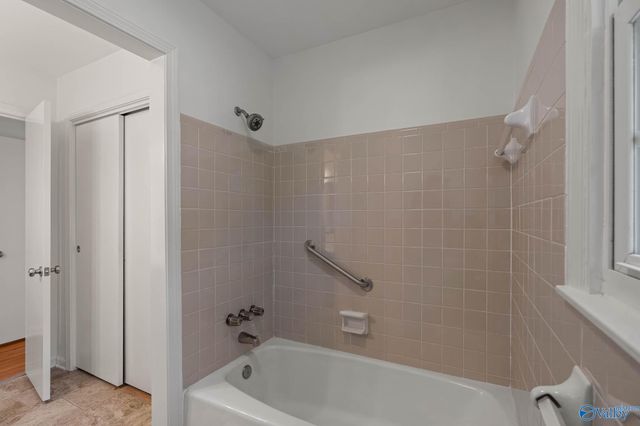 1219 Briar Hollow Trail SE, Huntsville, AL 35802