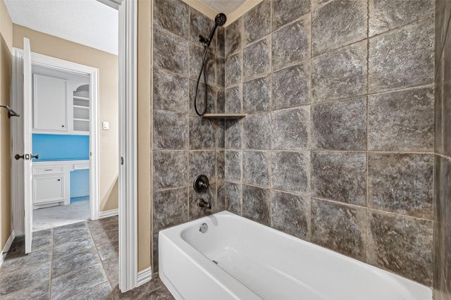 18802 Oriole Point Court, Cypress, TX 77429