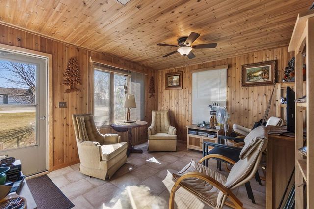 937 PARAMOUNT DRIVE, Chilton, WI 53014