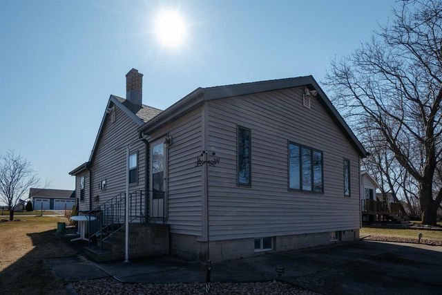 937 PARAMOUNT DRIVE, Chilton, WI 53014
