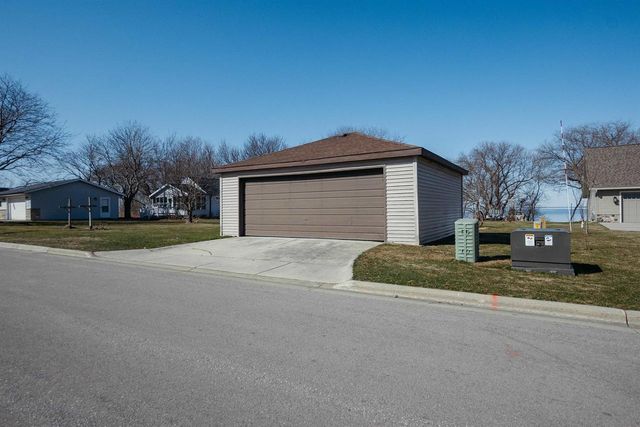 937 PARAMOUNT DRIVE, Chilton, WI 53014