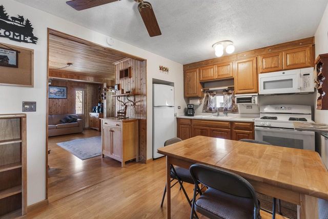 937 PARAMOUNT DRIVE, Chilton, WI 53014