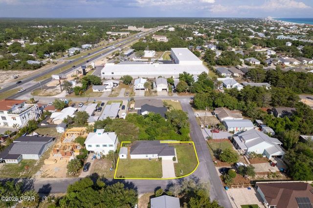 22520 Hilltop Avenue, Panama City Beach, FL 32413